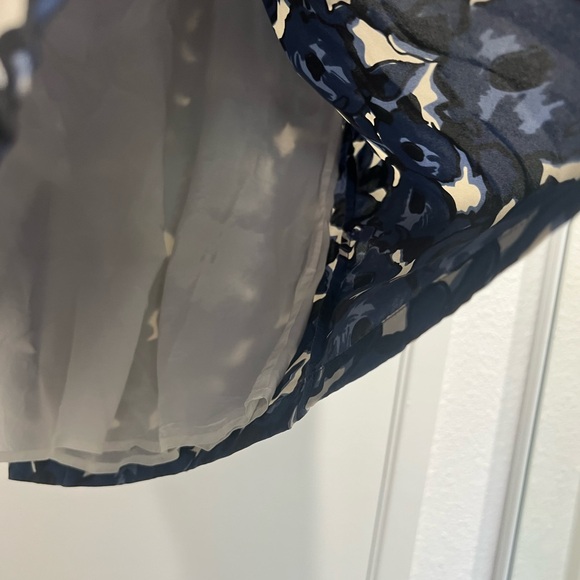 Boden 100% Silk Skirt - Picture 6 of 9